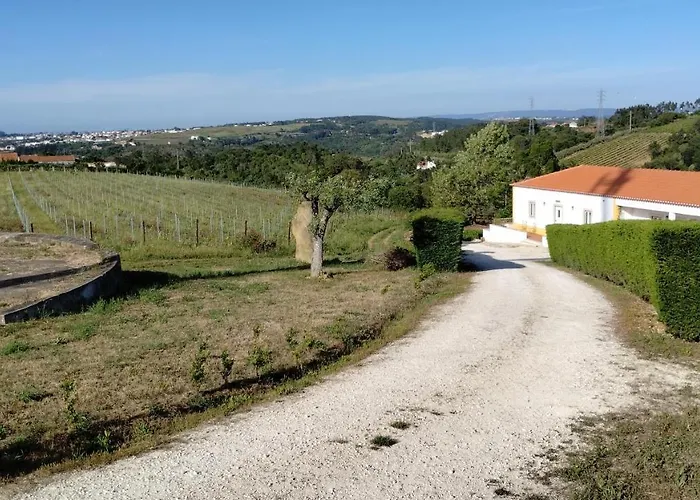 Quinta Do Oratorio Фермерский дом *